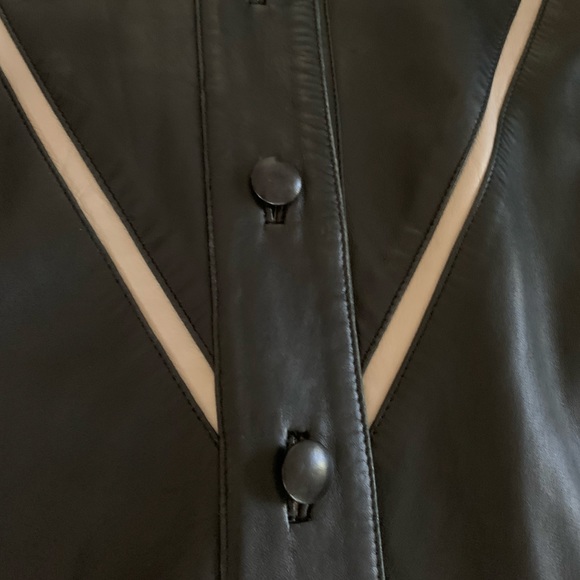 Black soft leather jacket with cream cuffs design details, mandarin collar Large - Picture 4 of 11